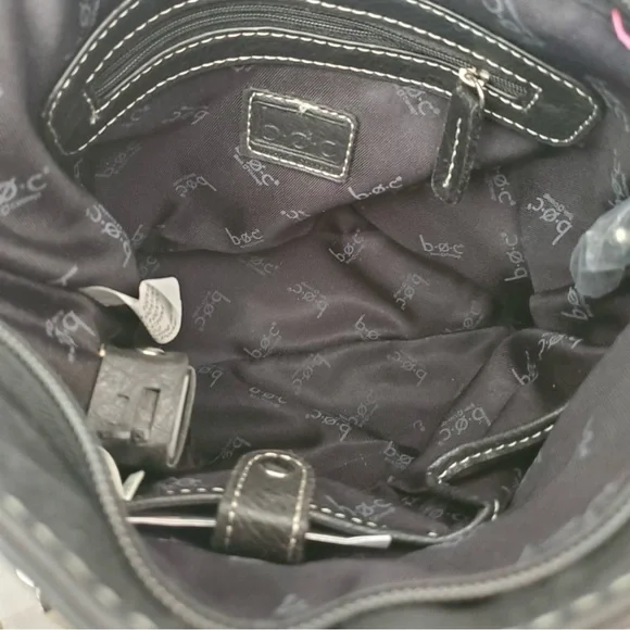 b.o.c. Crossbody Bag w/ phone charger NWT - Picture 8 of 11